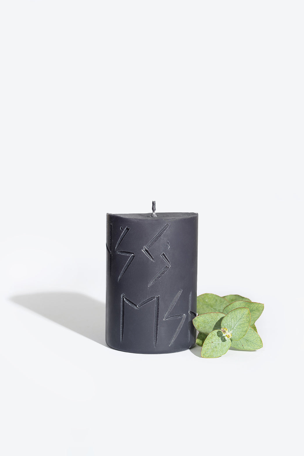 Rune Candle Hag – The Witch’s Broom